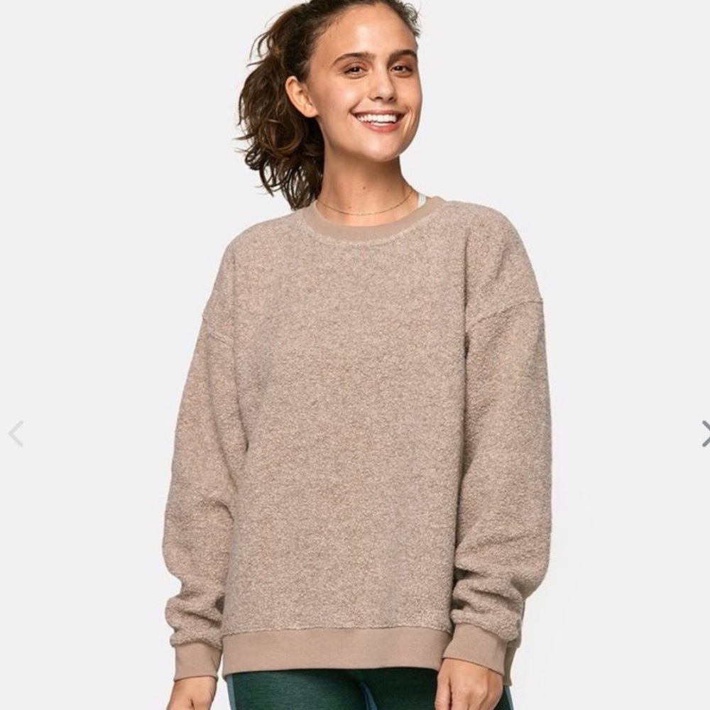 Outdoor Voices Megafleece Crewneck in Oatmeal
